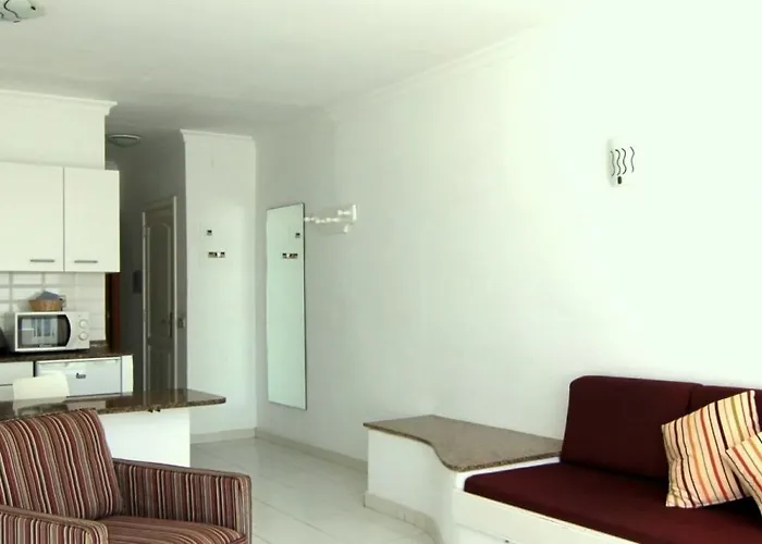 Orly Club Arena Dorada * بويرتو ذيل كارمين